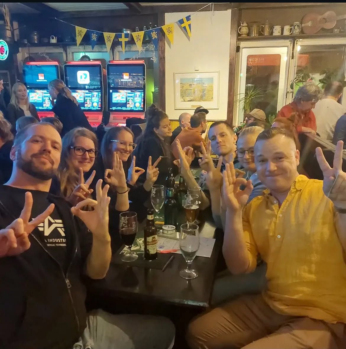Fester och stammisar på Brunnsbacken – bild 9